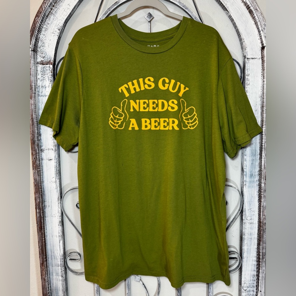 Green “This Guy Needs a Beer” Funny Graphic Shortsleeved Tee XXL #1614